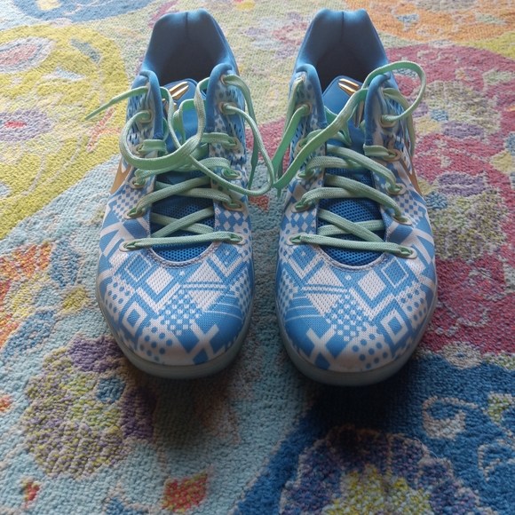 Nike Kids Blue and Gold Patterned Shoes